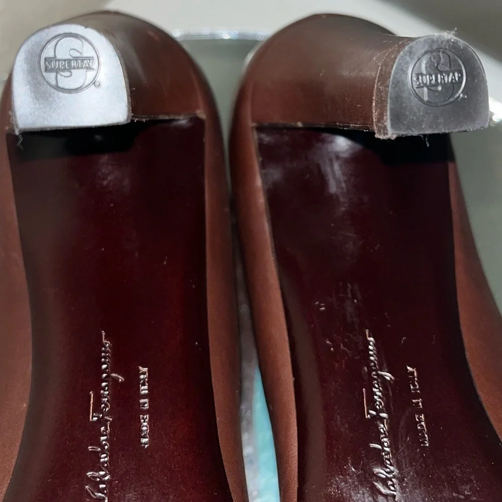 Salvatore Ferragamo Leather Pumps Heels, Brown with Blue Interior, Size 9B - Picture 9 of 14